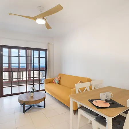 Atlantic 1 Apartment *